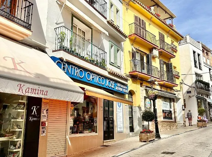 Old Town-300m From The 公寓