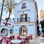 Old Town-300m From The * Marbella